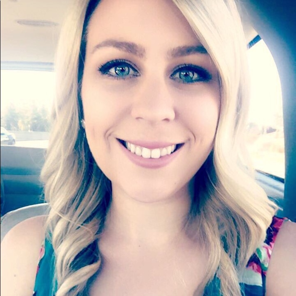 Meet your Posher, Kelly